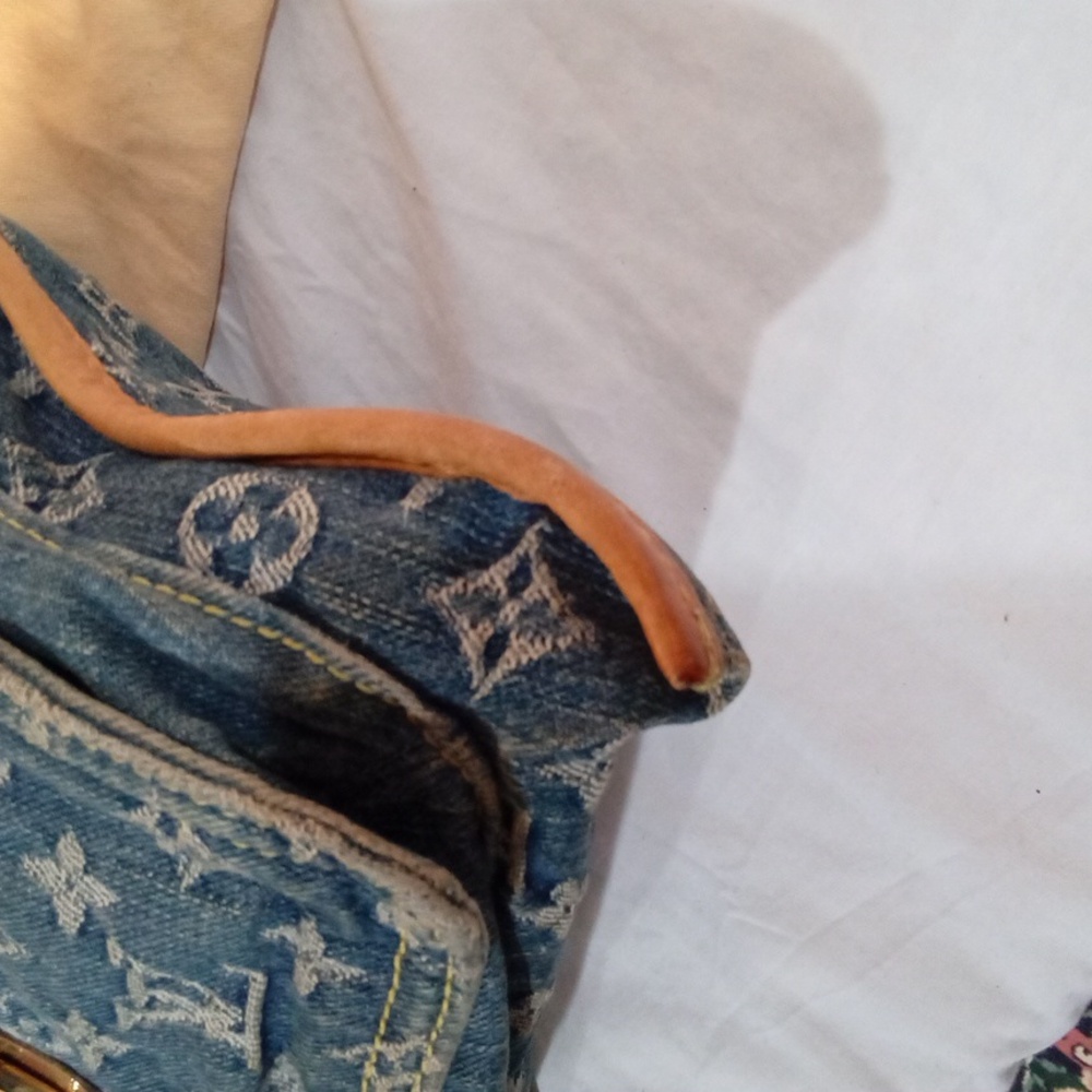 🔥🔥LOUIS VUITTON BLUE DENIM SAC PLAT - Picture 7 of 15